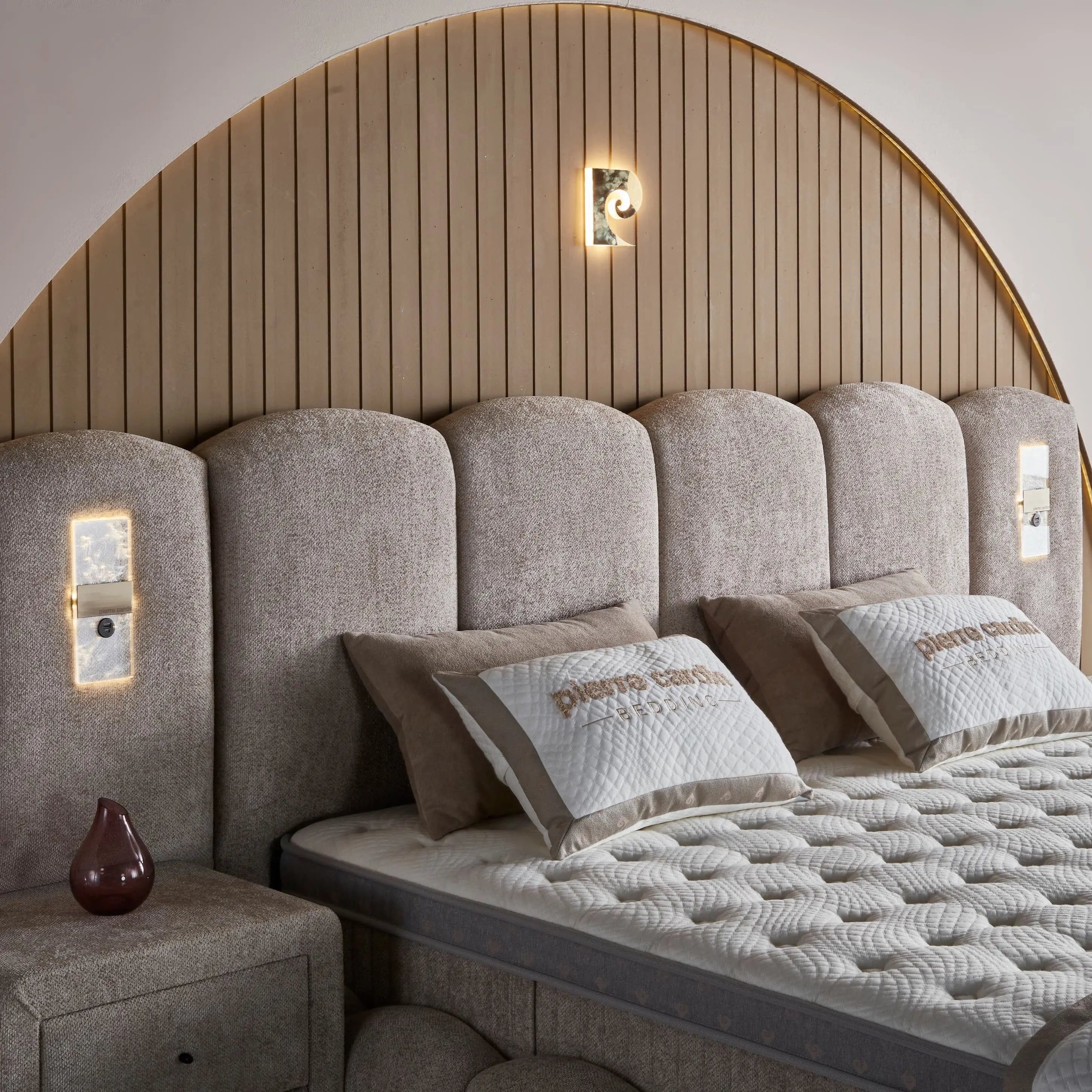 Lit Coffre LAS PALMAS (LED) Pierre Cardin