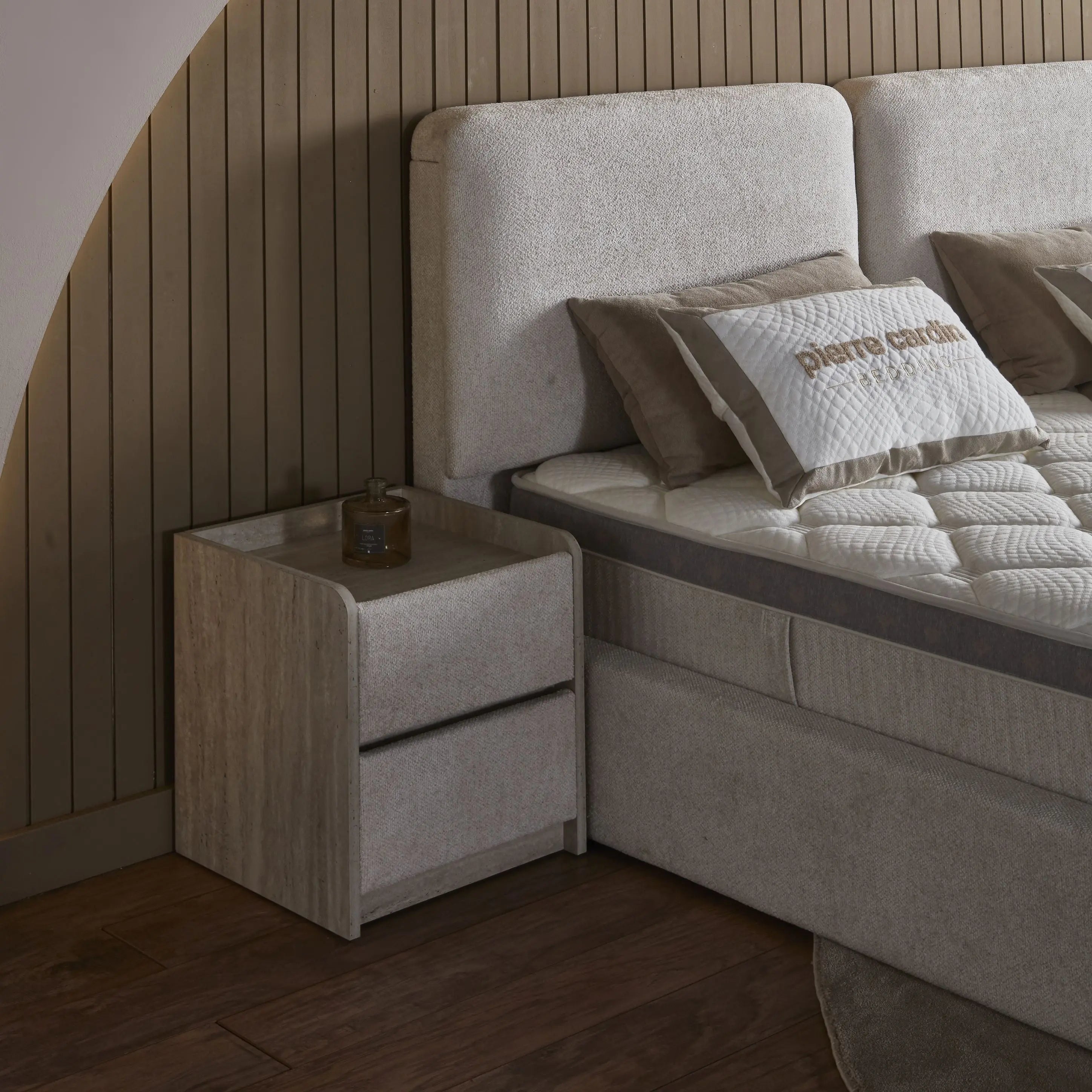 Lit Coffre MONZA Pierre Cardin