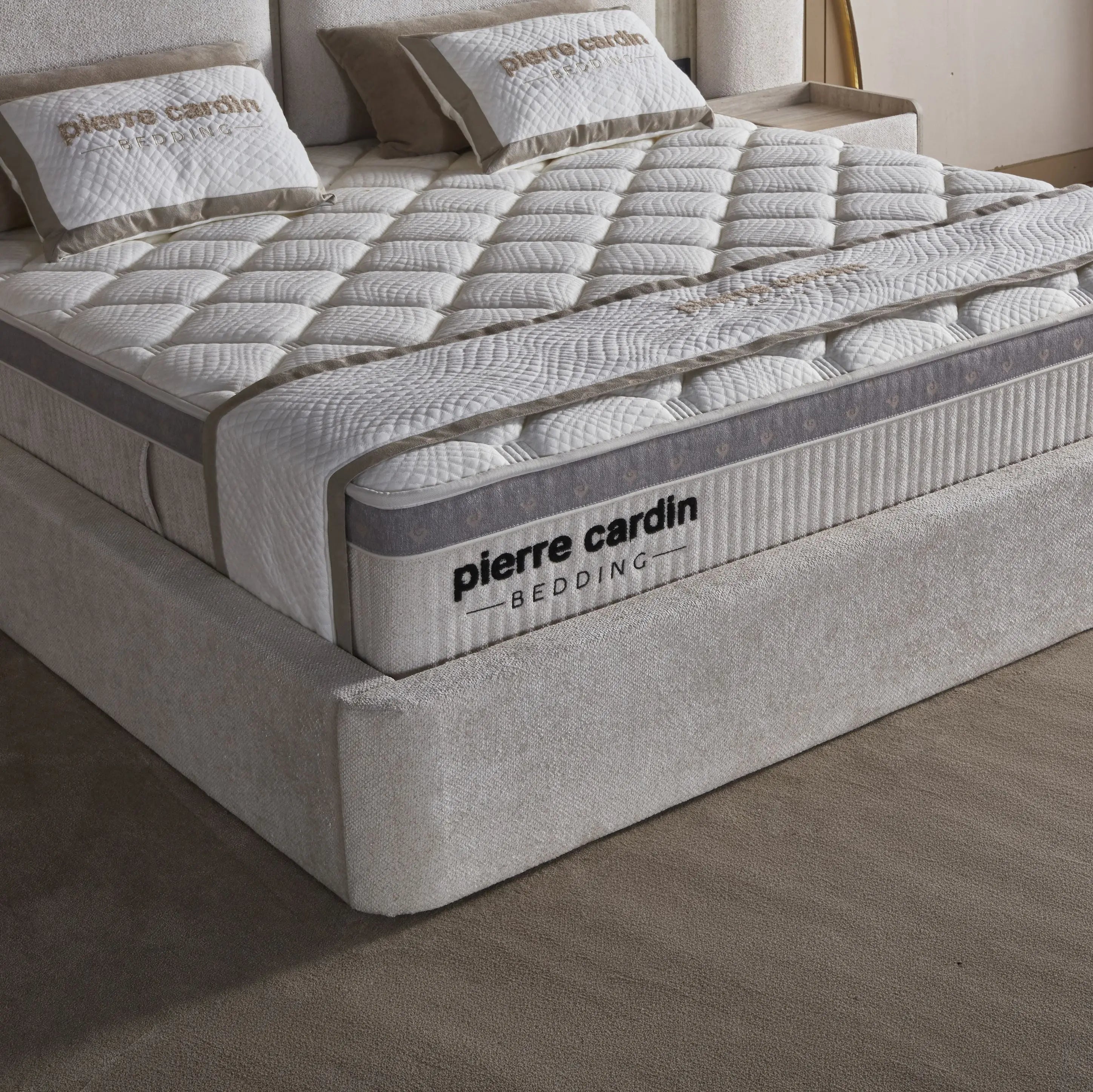 Lit Coffre MONZA LED Pierre Cardin