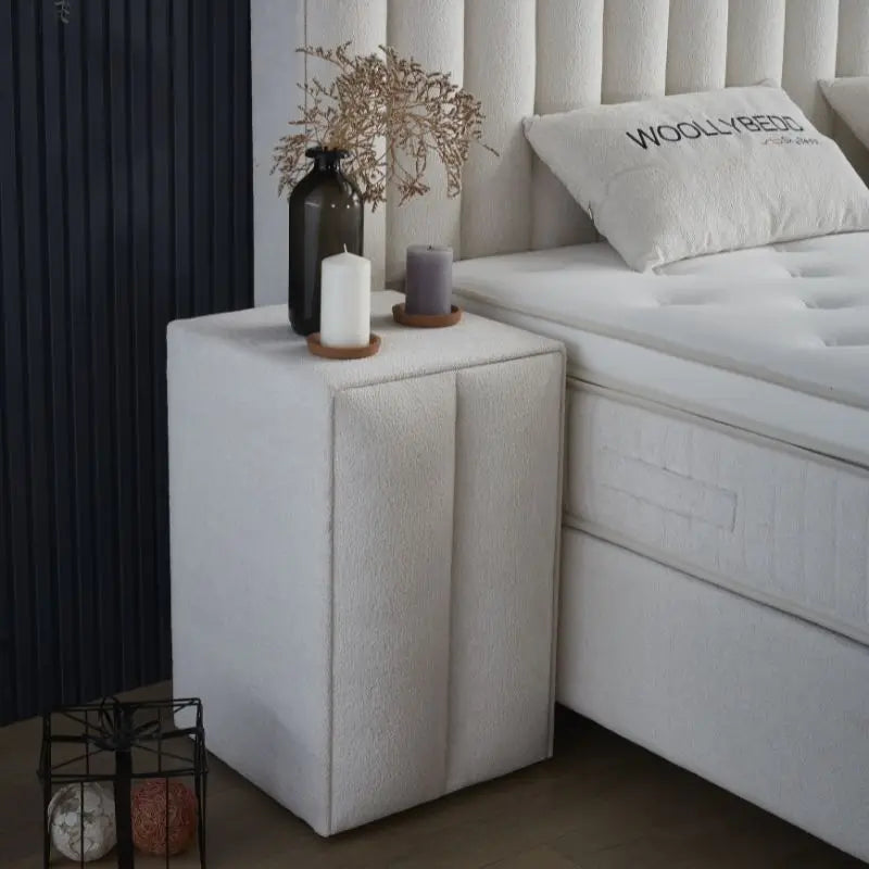 Table de Chevet WOOLLYBEDD Skybedd