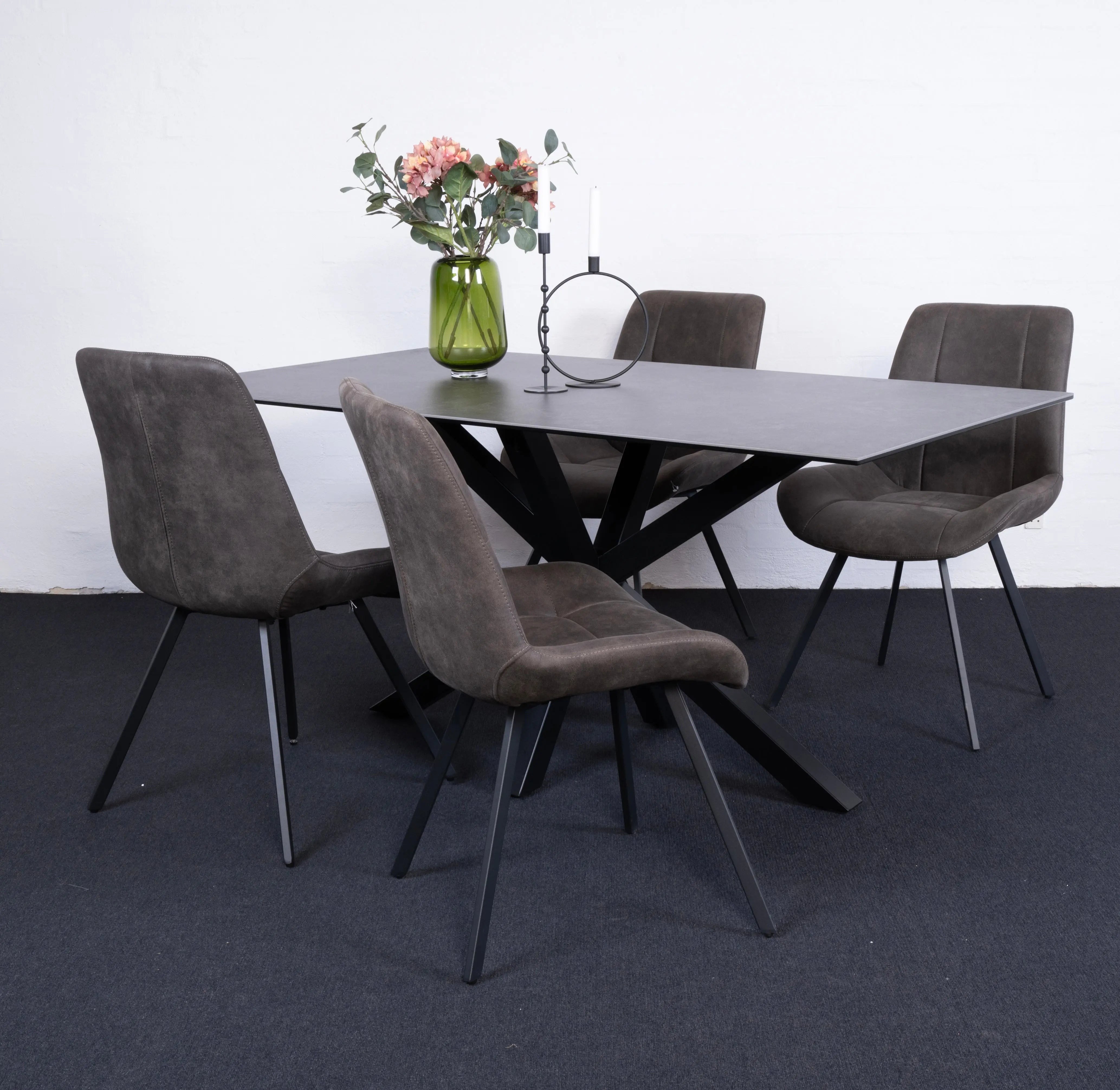 Tables & Chaises
