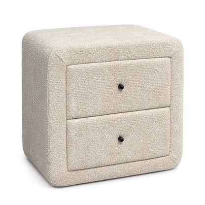 Table de chevet MODENA Pierre Cardin en tissu bouclé ivoire, deux tiroirs et boutons noirs, sur fond blanc